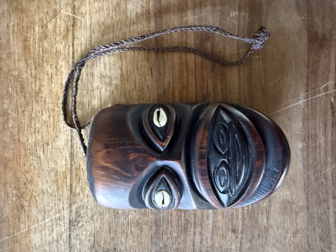 Tiki-Wandmaske aus Holz – Tiki Hana