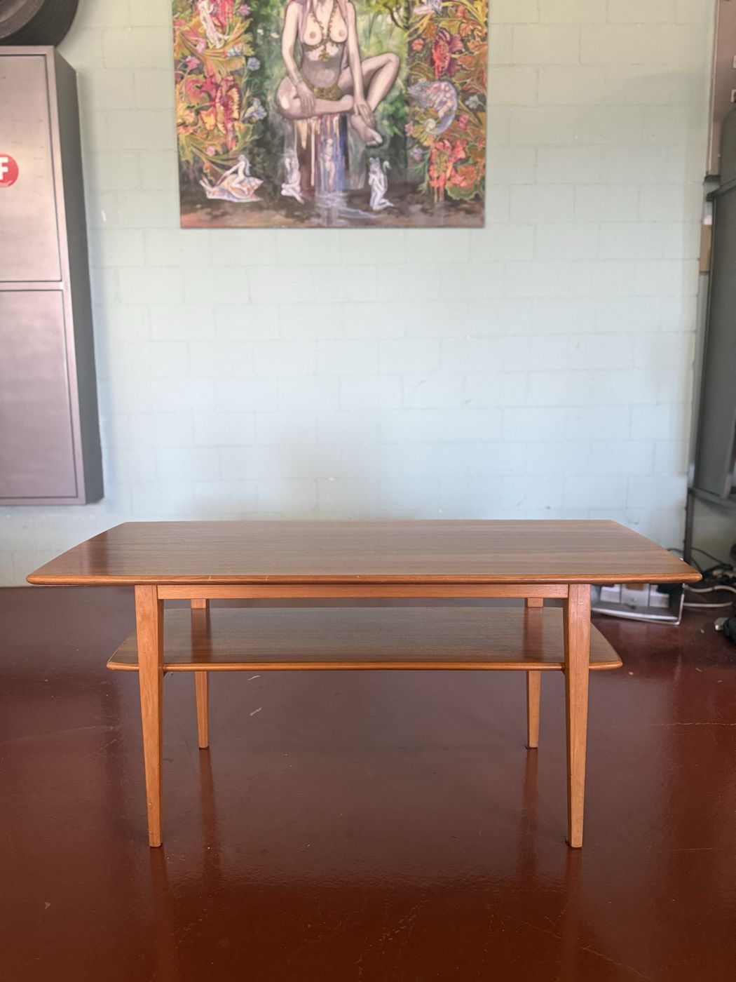 Tavolino da salotto in teak · con ripiano