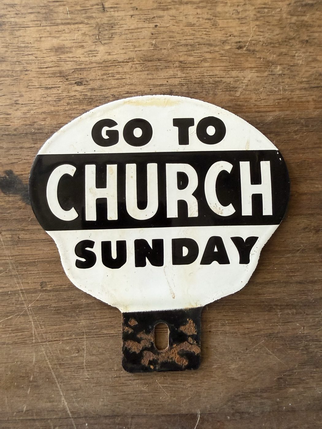 License plate topper «Go to Church Sunday» · white