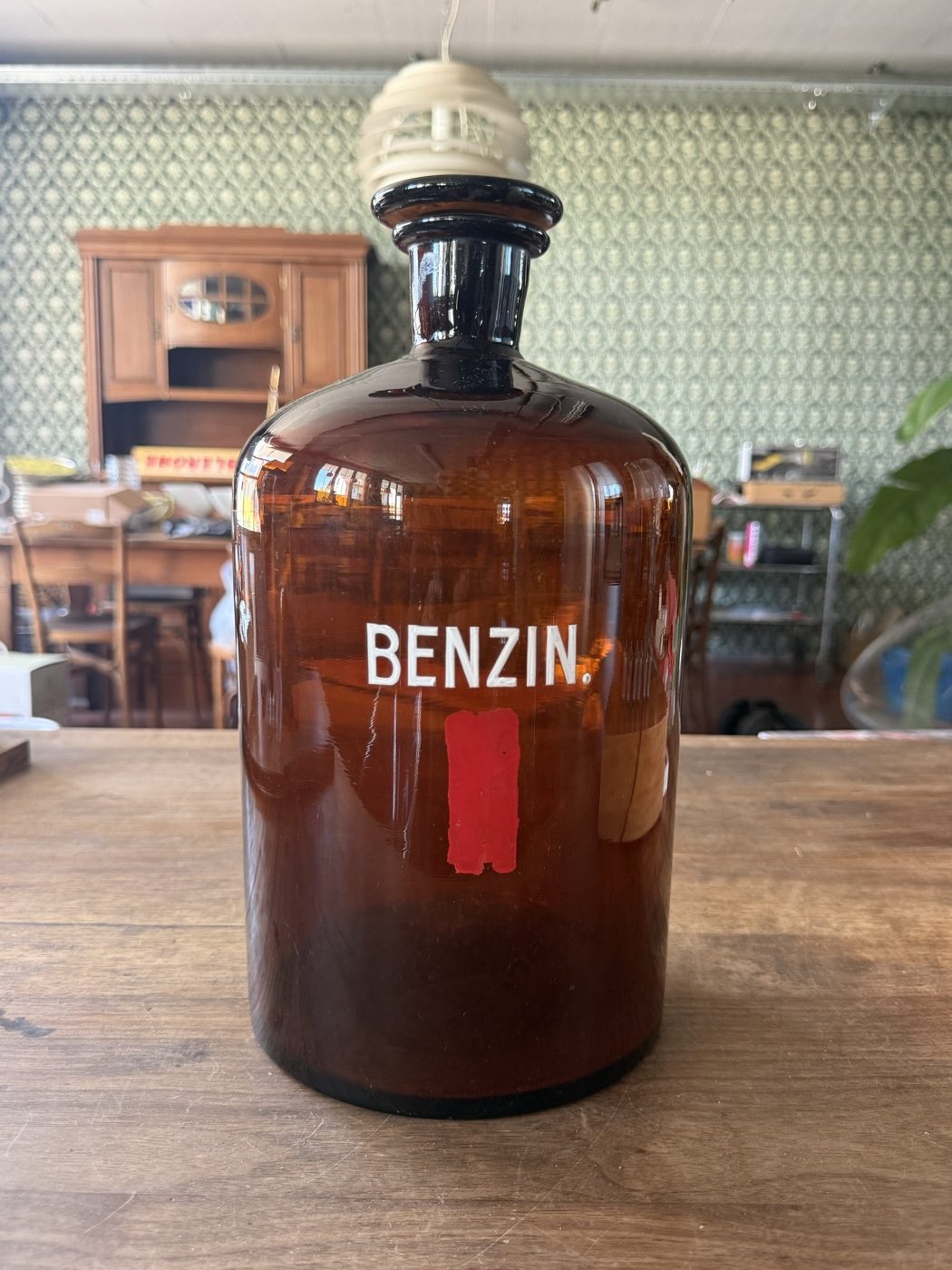 Chemikalienflasche «Benzin»