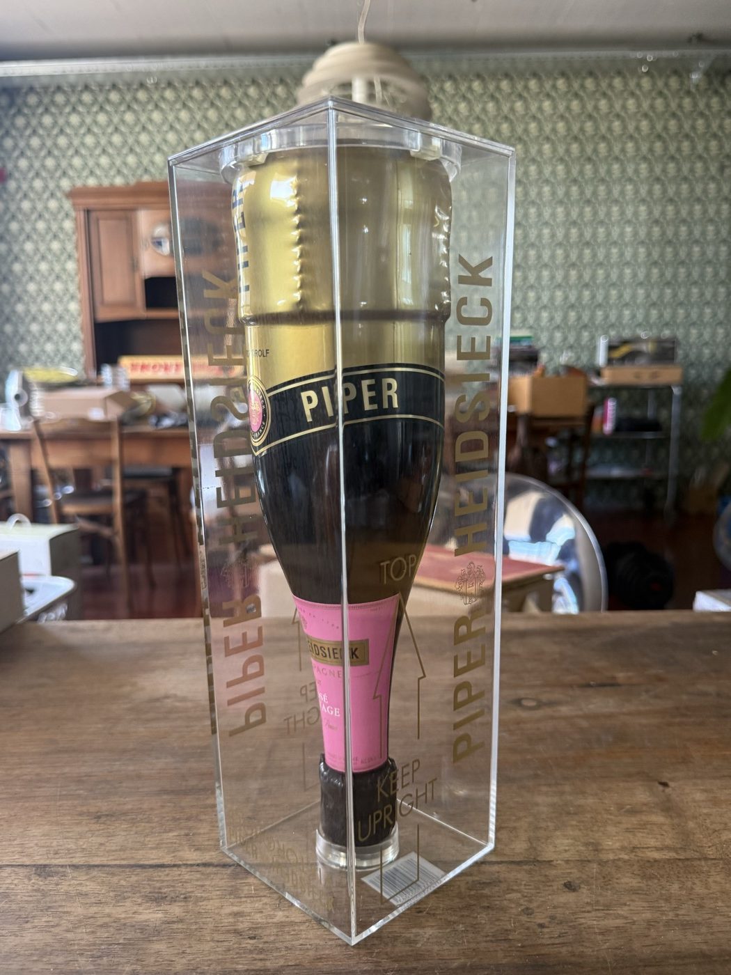 Piper-Heidsieck Rosé Sauvage · in an acrylic case