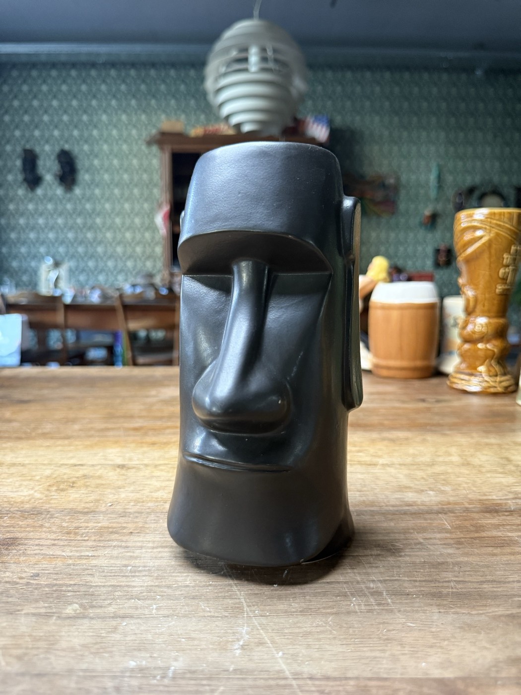 Vintage Mug «The Tikis» Monterey Park, schwarz