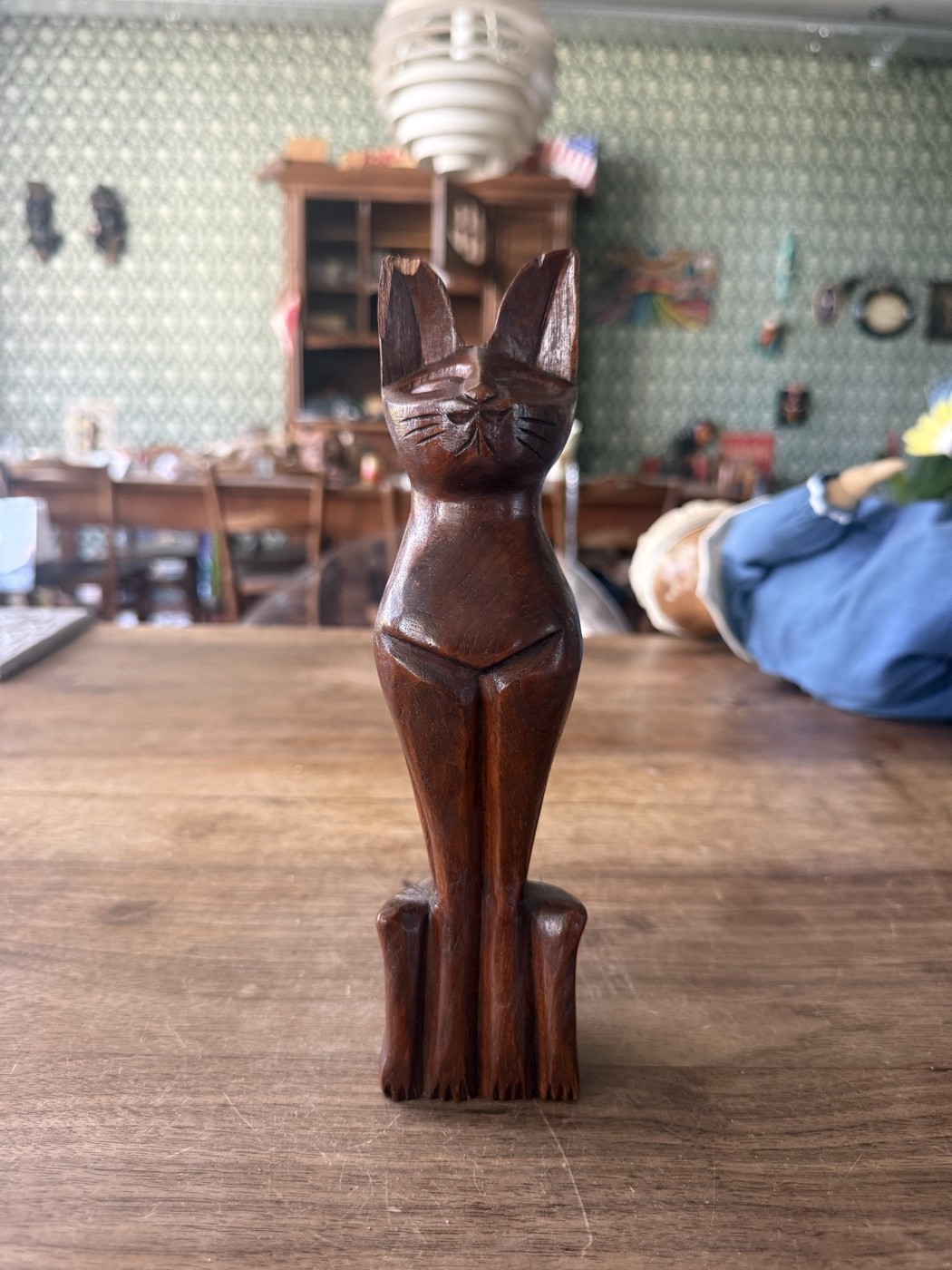 Katzenfigur aus Holz, gross