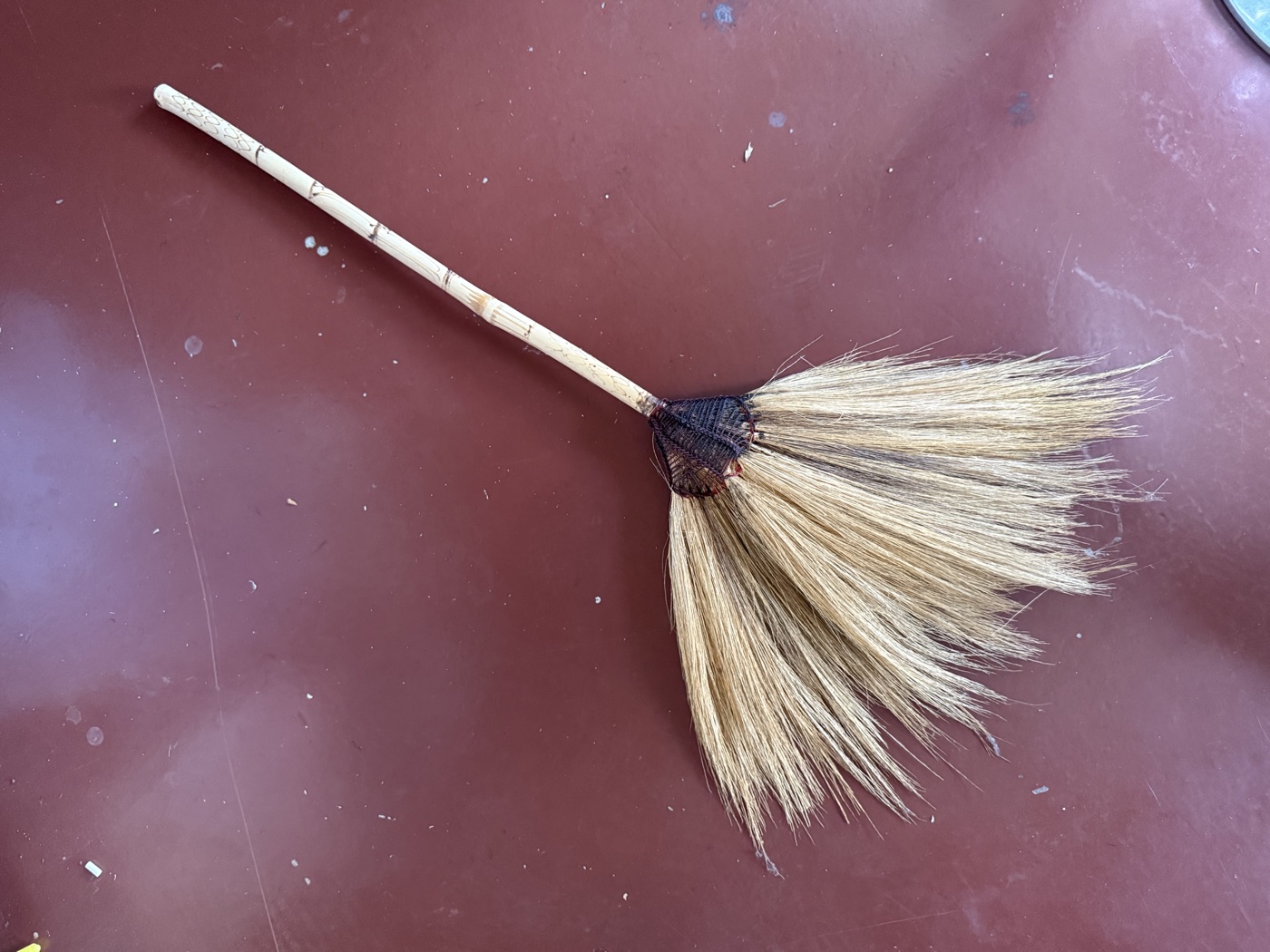 Handbesen aus Naturfaser