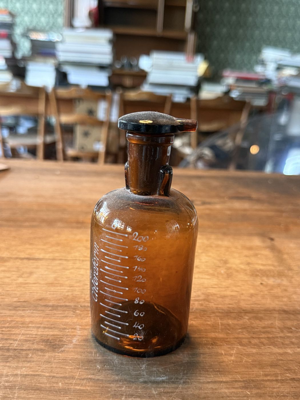 Apothekerflasche braun · mit Glasstopfen