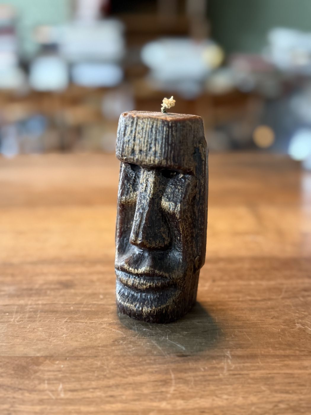 Moai-Anhänger aus Holz