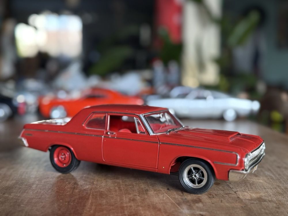 Dodge 330 Max Wedge Hemi 1964, Rot