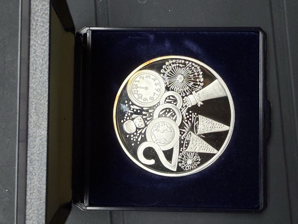 Grosse Millennium-Silbermedaille