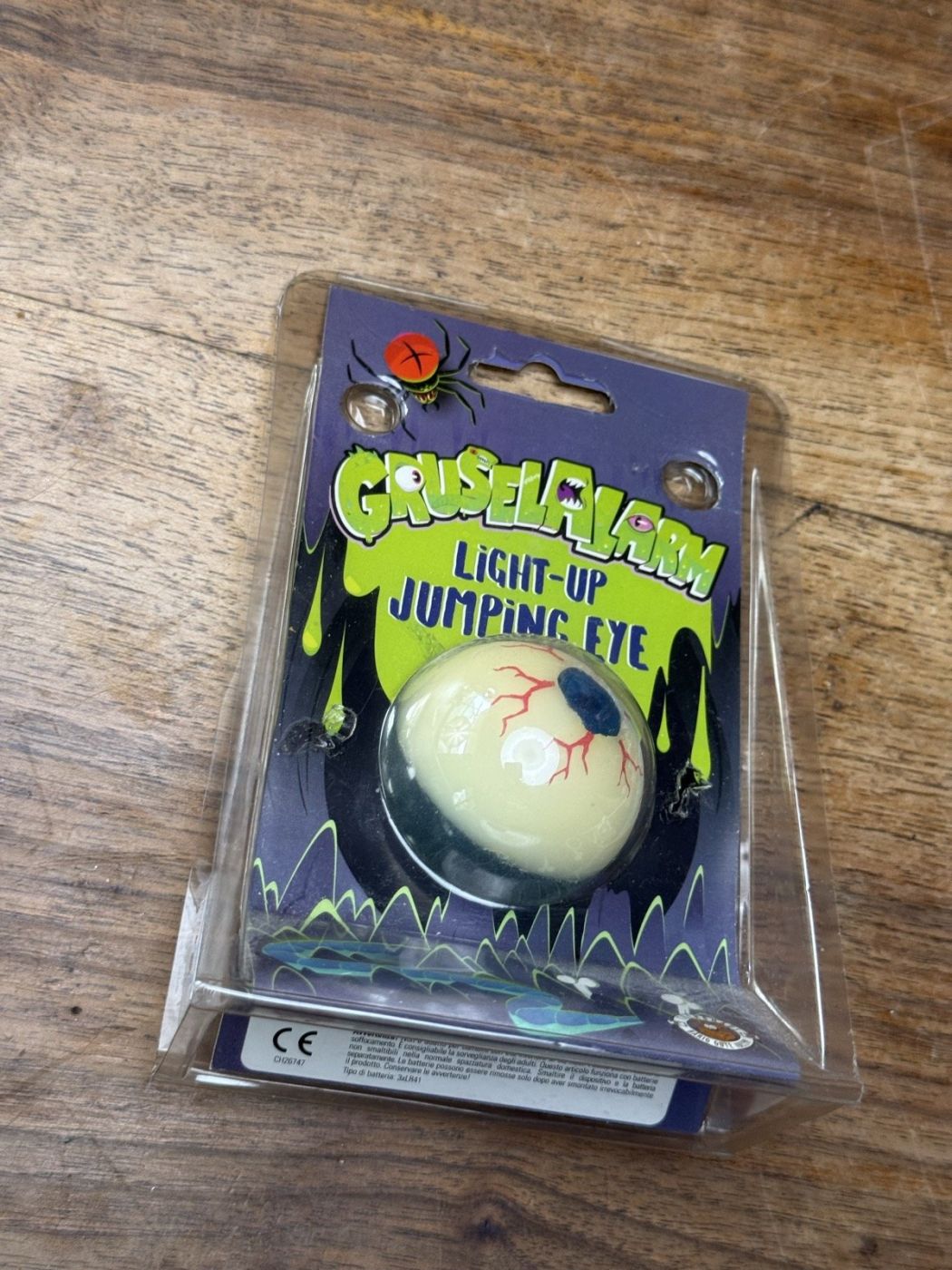«Gruselfarm» Light-Up Jumping Eye, originalverpackt